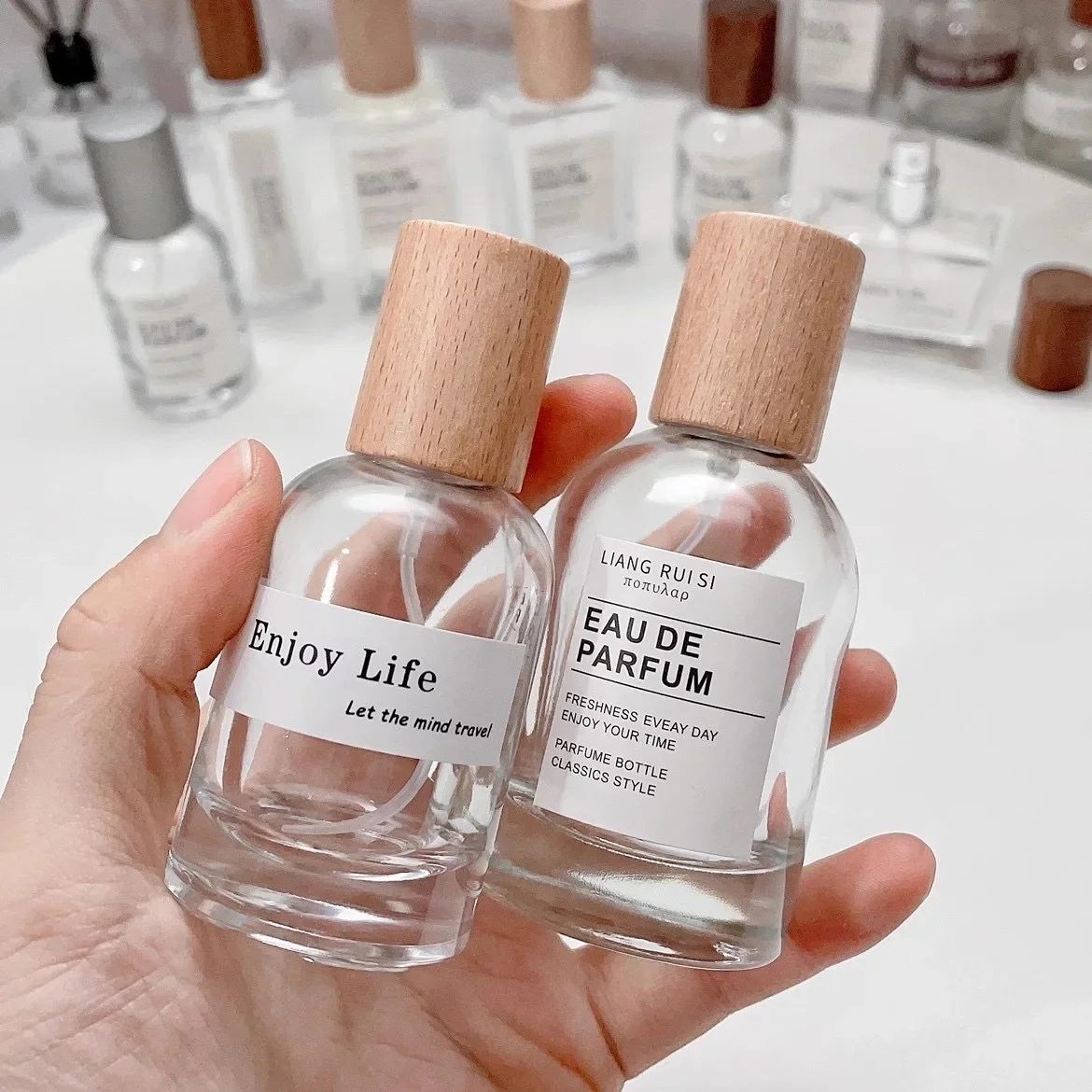 Perfume Fragrance World Qahwa - ขวดน้ำหอมแก้วขนาด 30/50 มล. ขวดสเปรย์ฝาไม้ หัวฉีดพ่นละอองละเอียด ขวดแบ่งบรรจุ